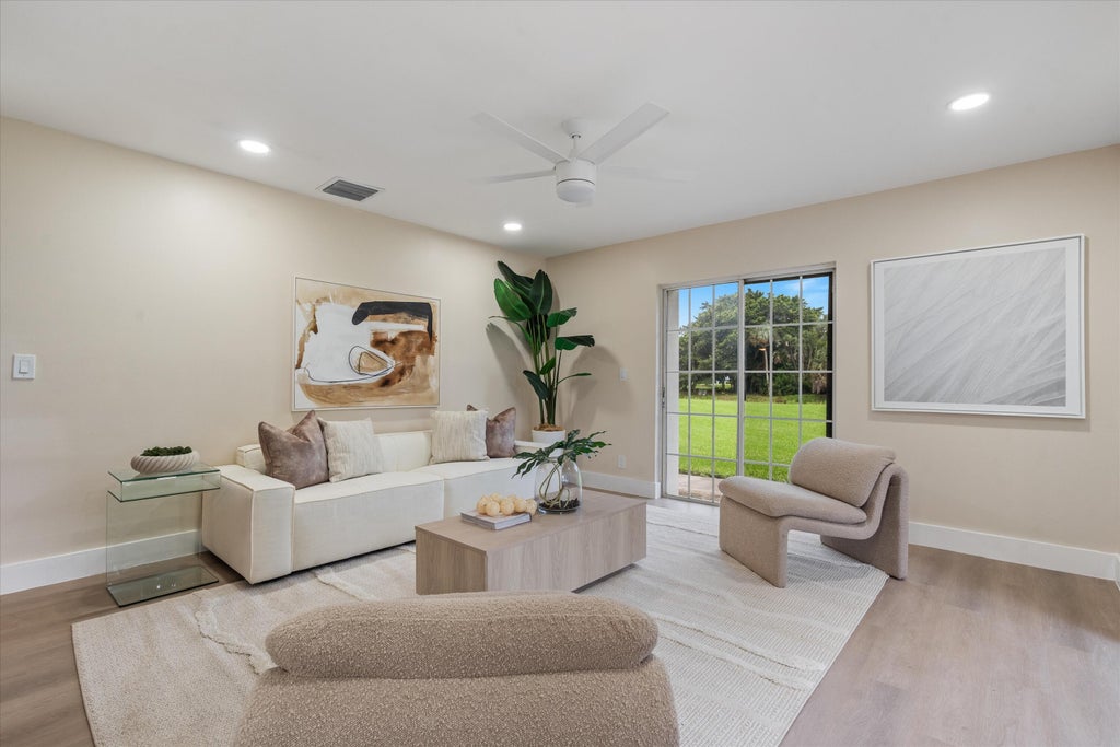 Photo of 301 VISION Court, Palm Beach Gardens, FL 33418 (MLS # B26080887)