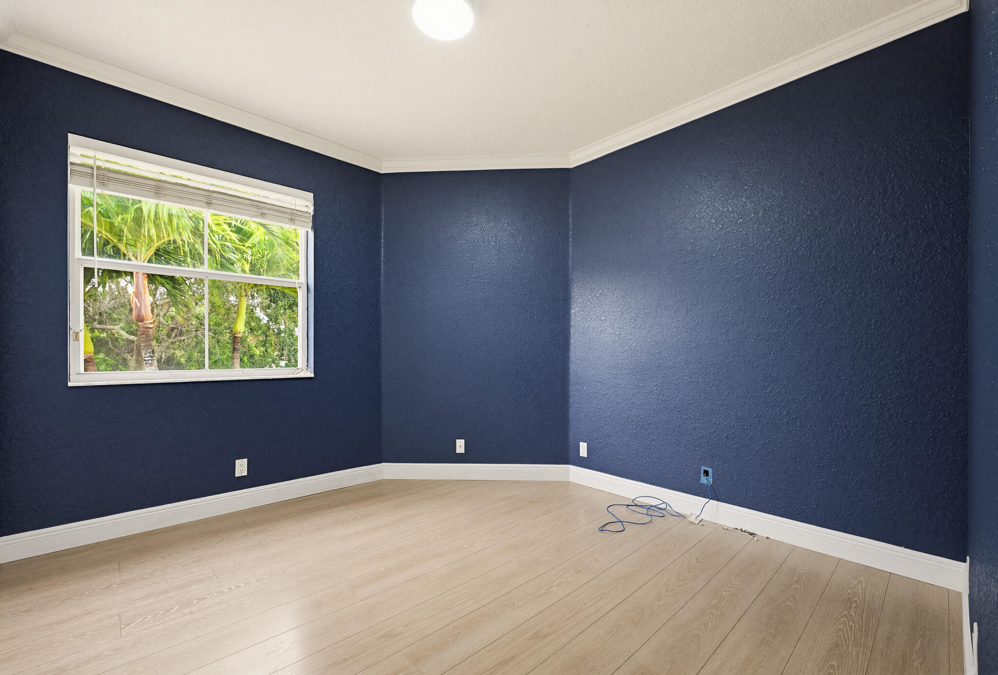 JOURNEYS END 2 - Residential