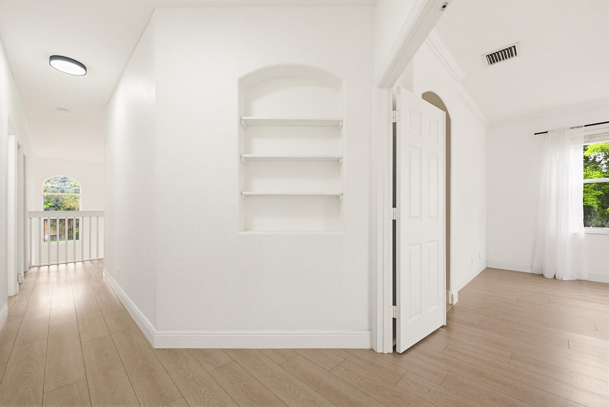 JOURNEYS END 2 - Residential