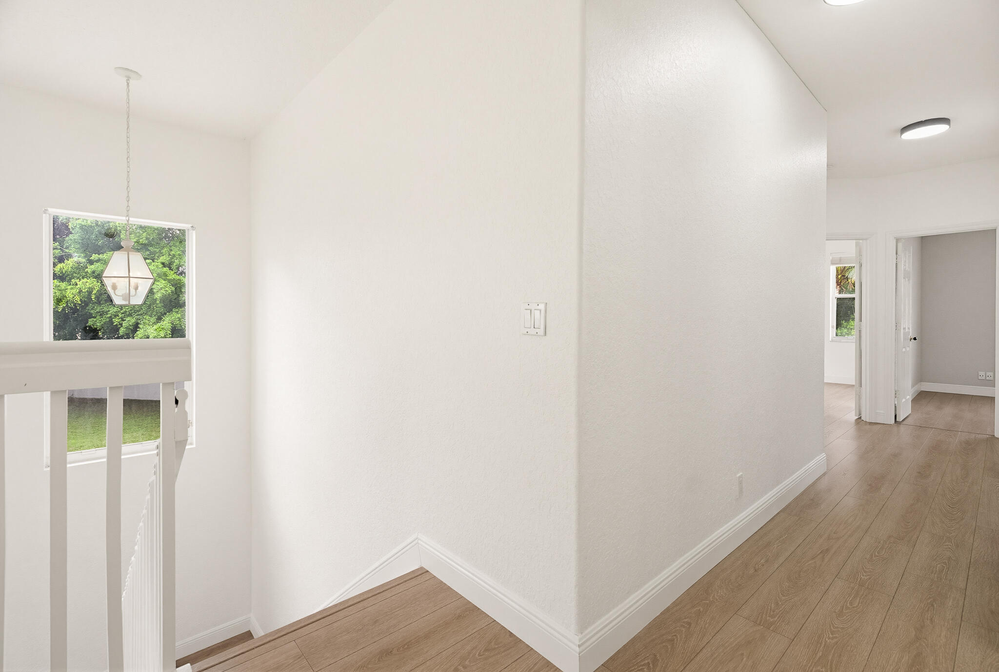 JOURNEYS END 2 - Residential