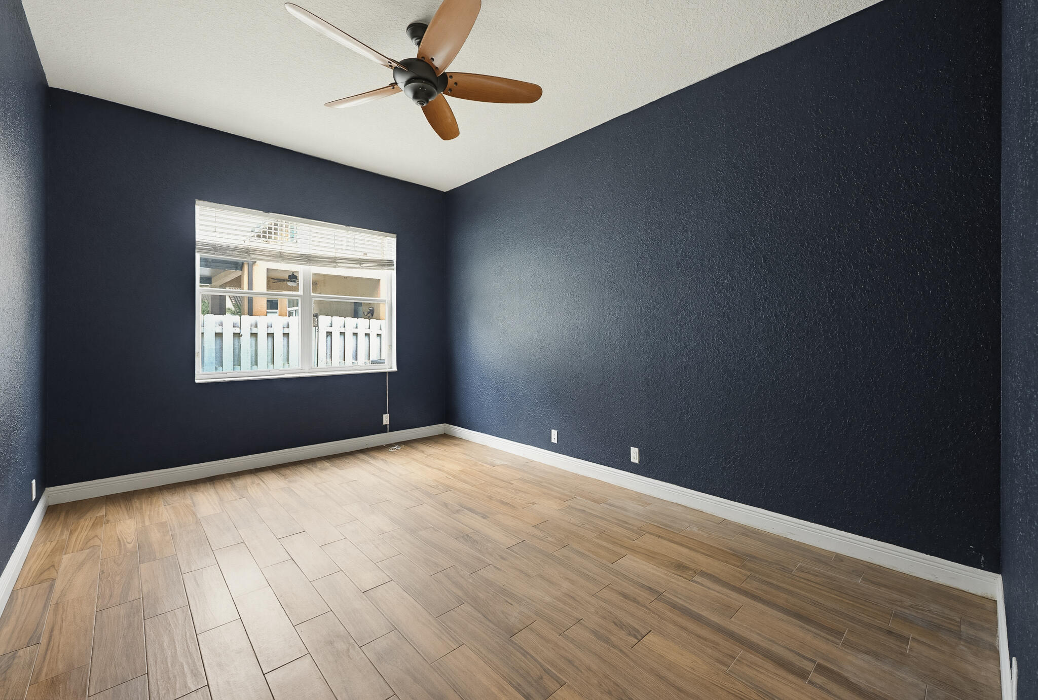 JOURNEYS END 2 - Residential