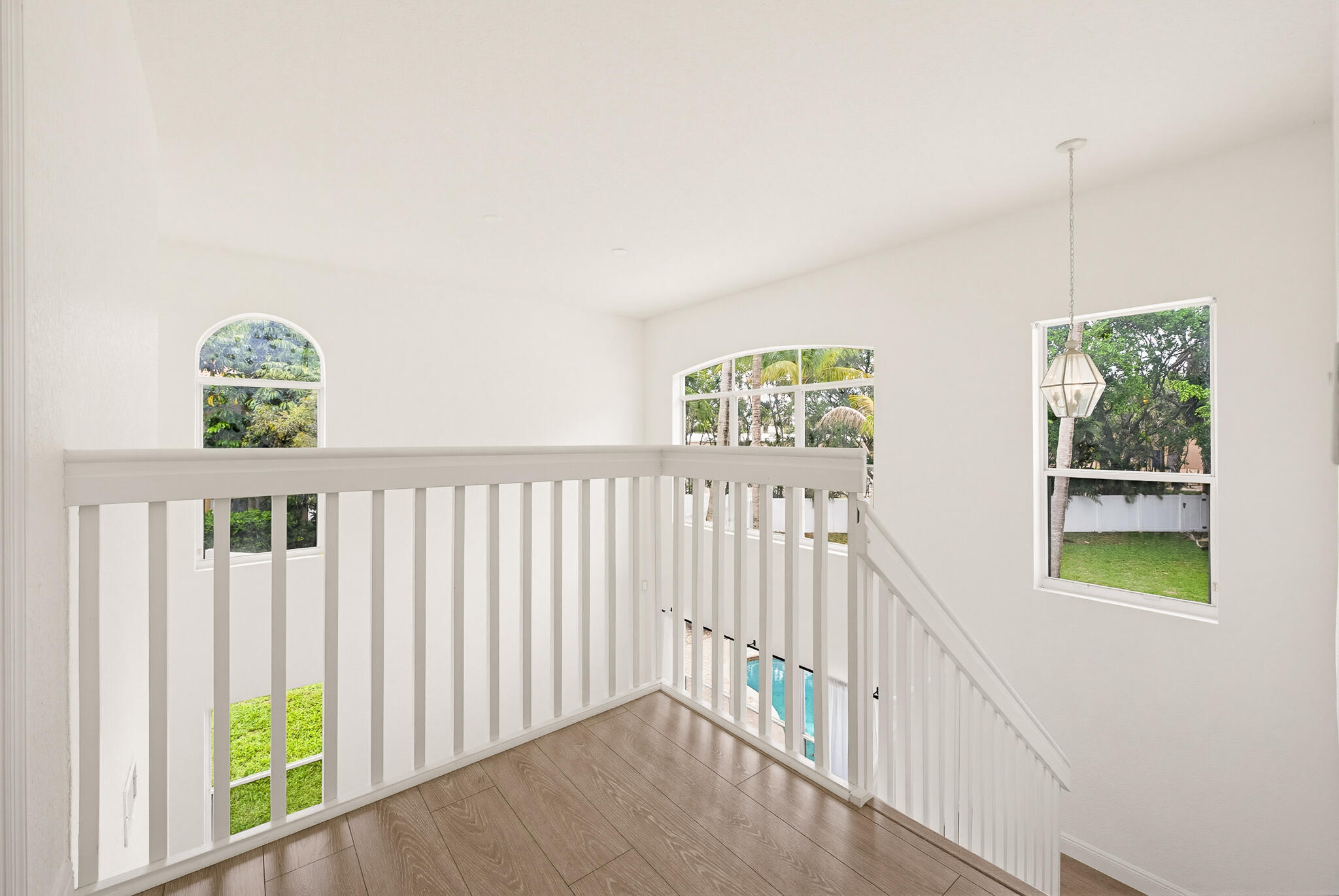 JOURNEYS END 2 - Residential