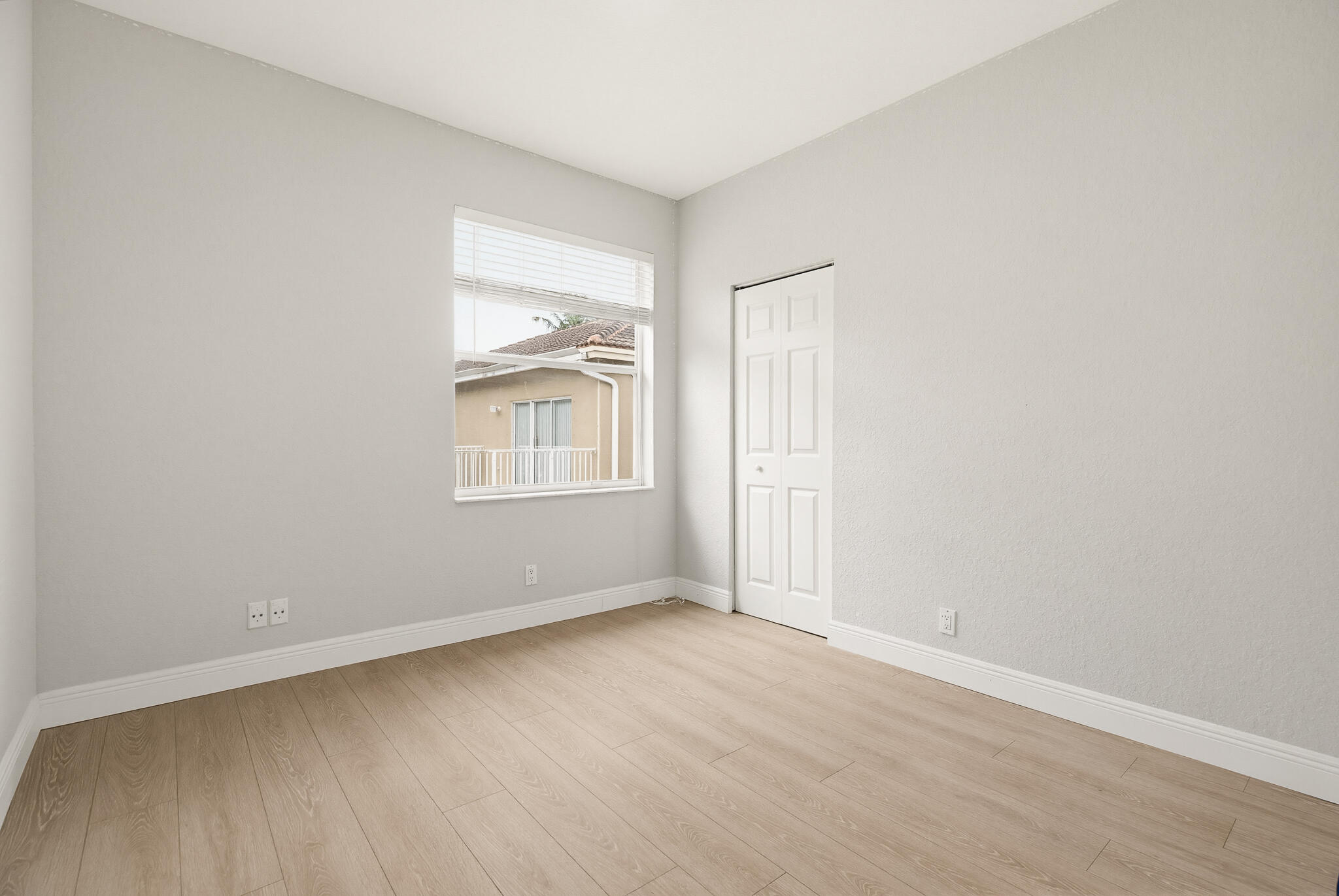 JOURNEYS END 2 - Residential