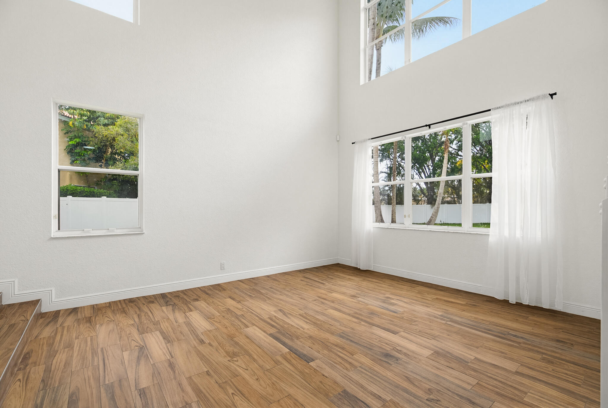 JOURNEYS END 2 - Residential