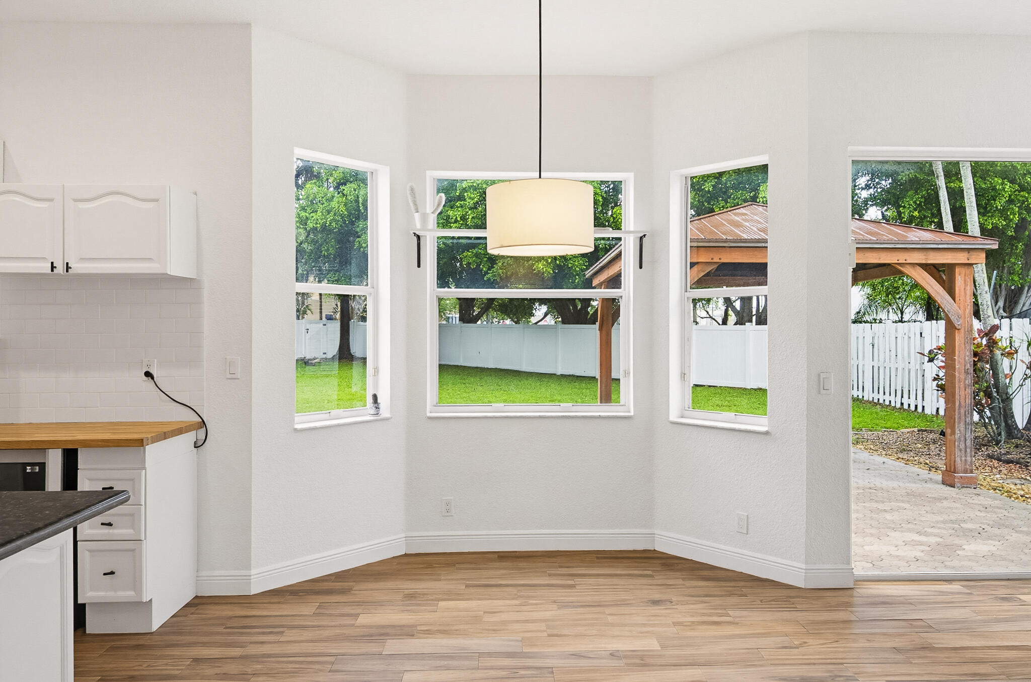 JOURNEYS END 2 - Residential