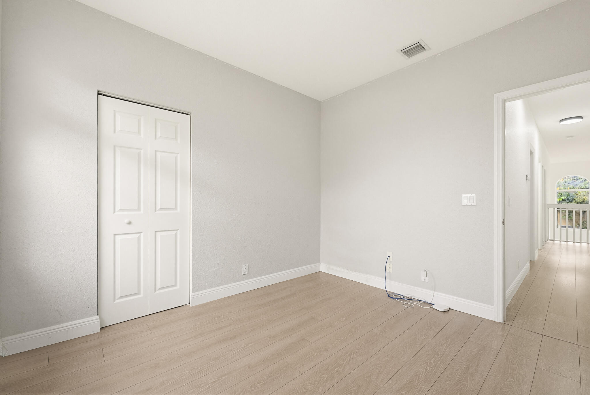 JOURNEYS END 2 - Residential