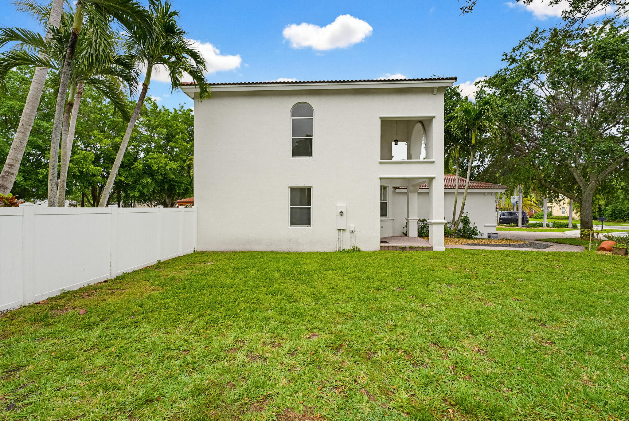 JOURNEYS END 2 - Residential