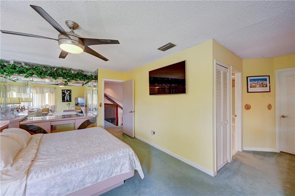 Country Address 102-1 B - Residential