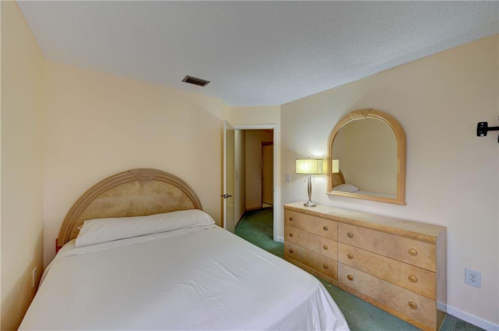 Country Address 102-1 B - Residential