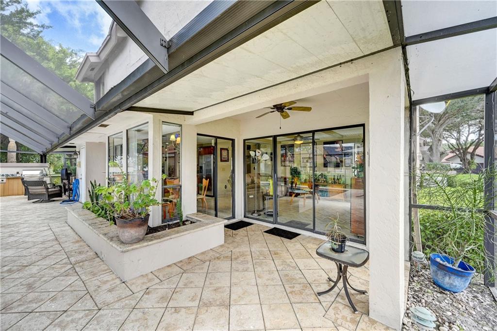 Country Address 102-1 B - Residential