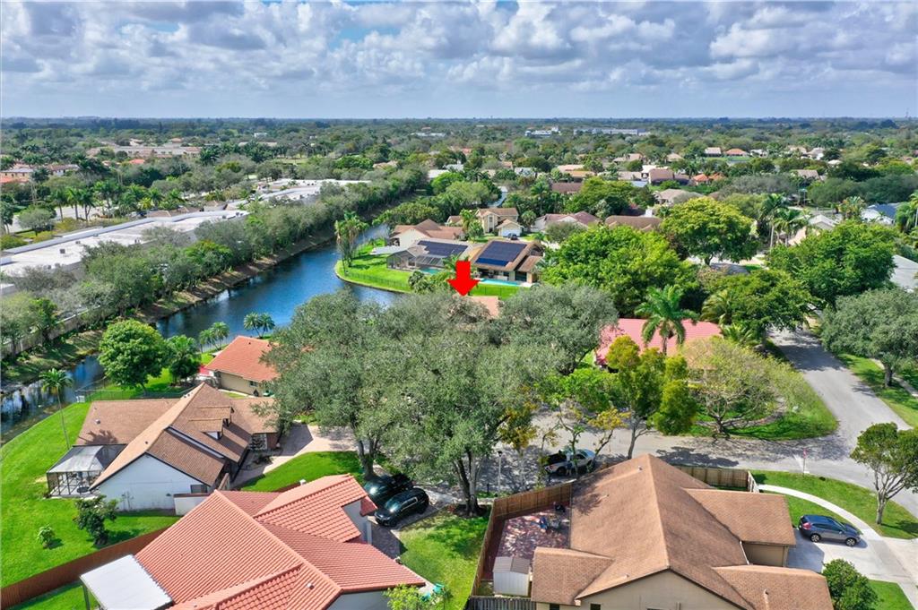 Country Address 102-1 B - Residential