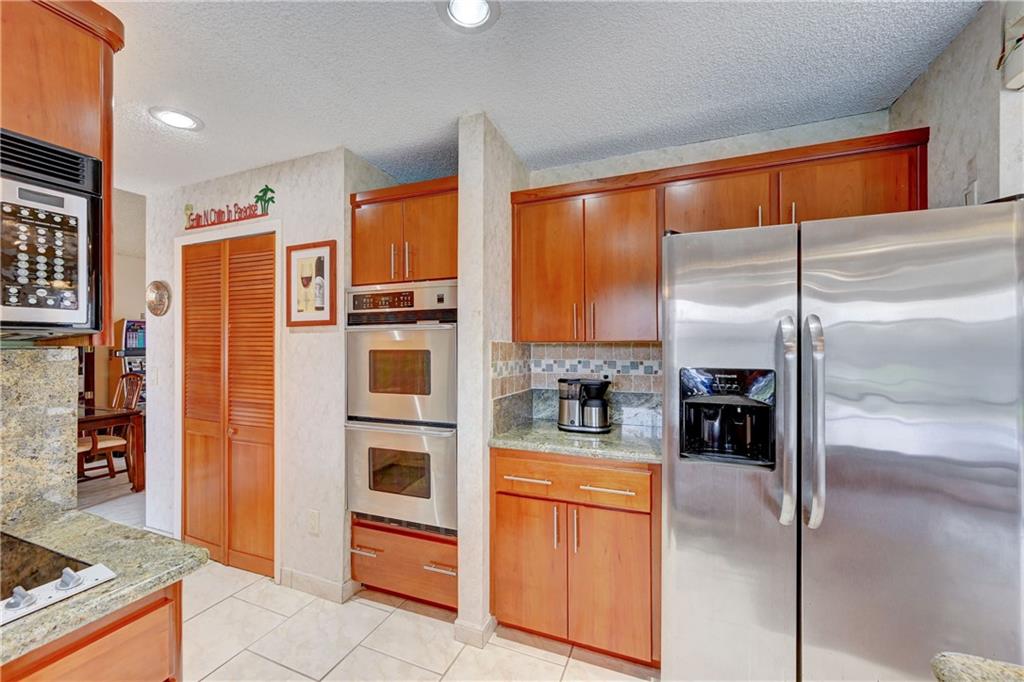 Country Address 102-1 B - Residential