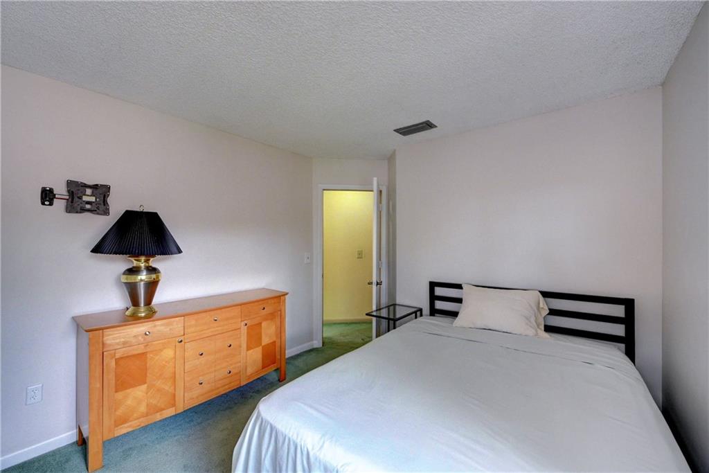 Country Address 102-1 B - Residential