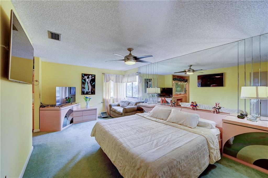 Country Address 102-1 B - Residential