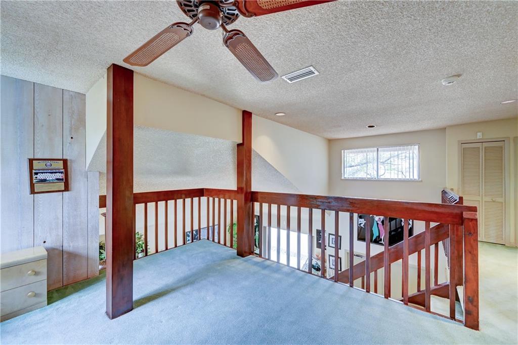 Country Address 102-1 B - Residential