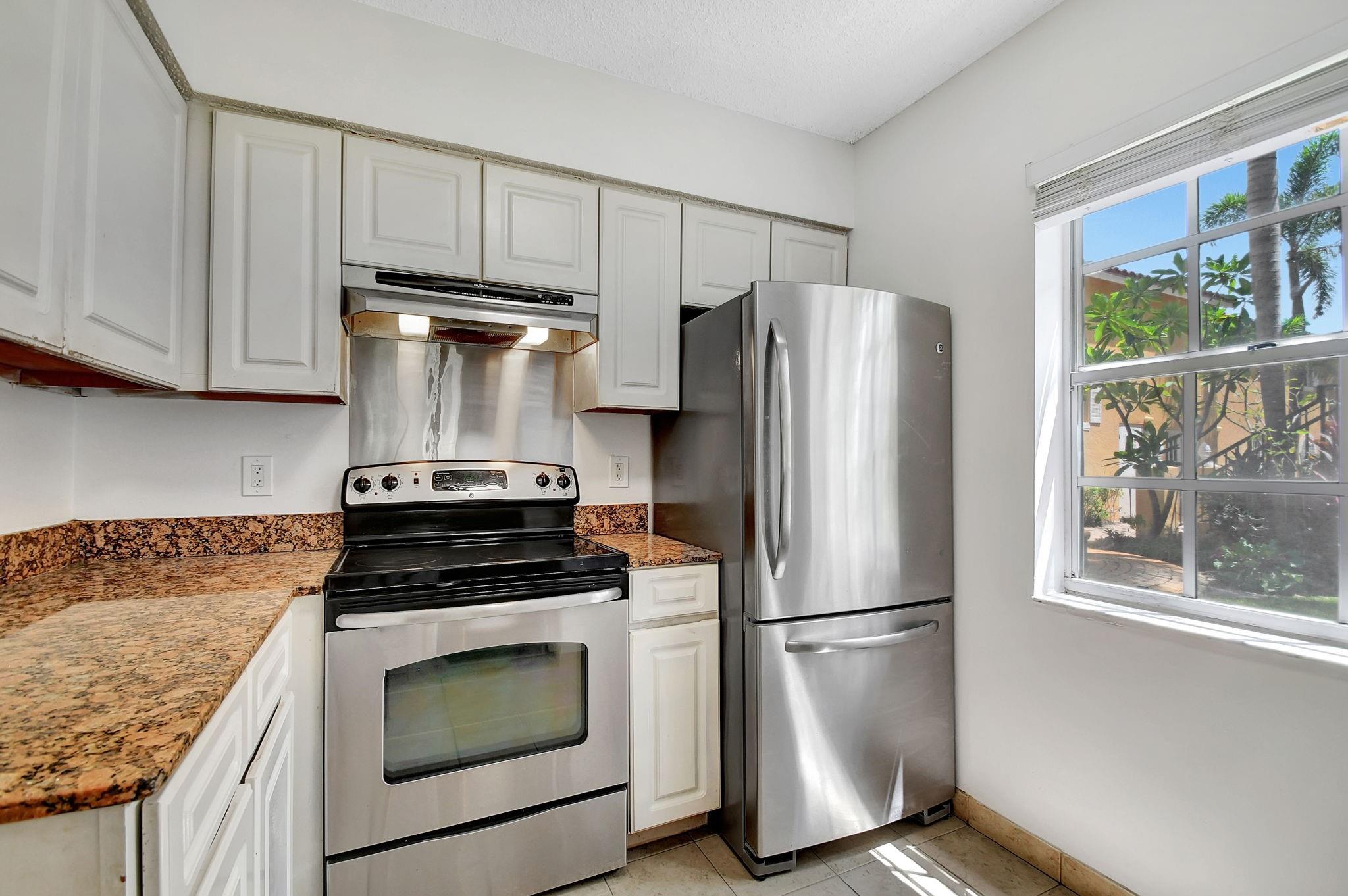 Bay Reach Condo - Residential Lease