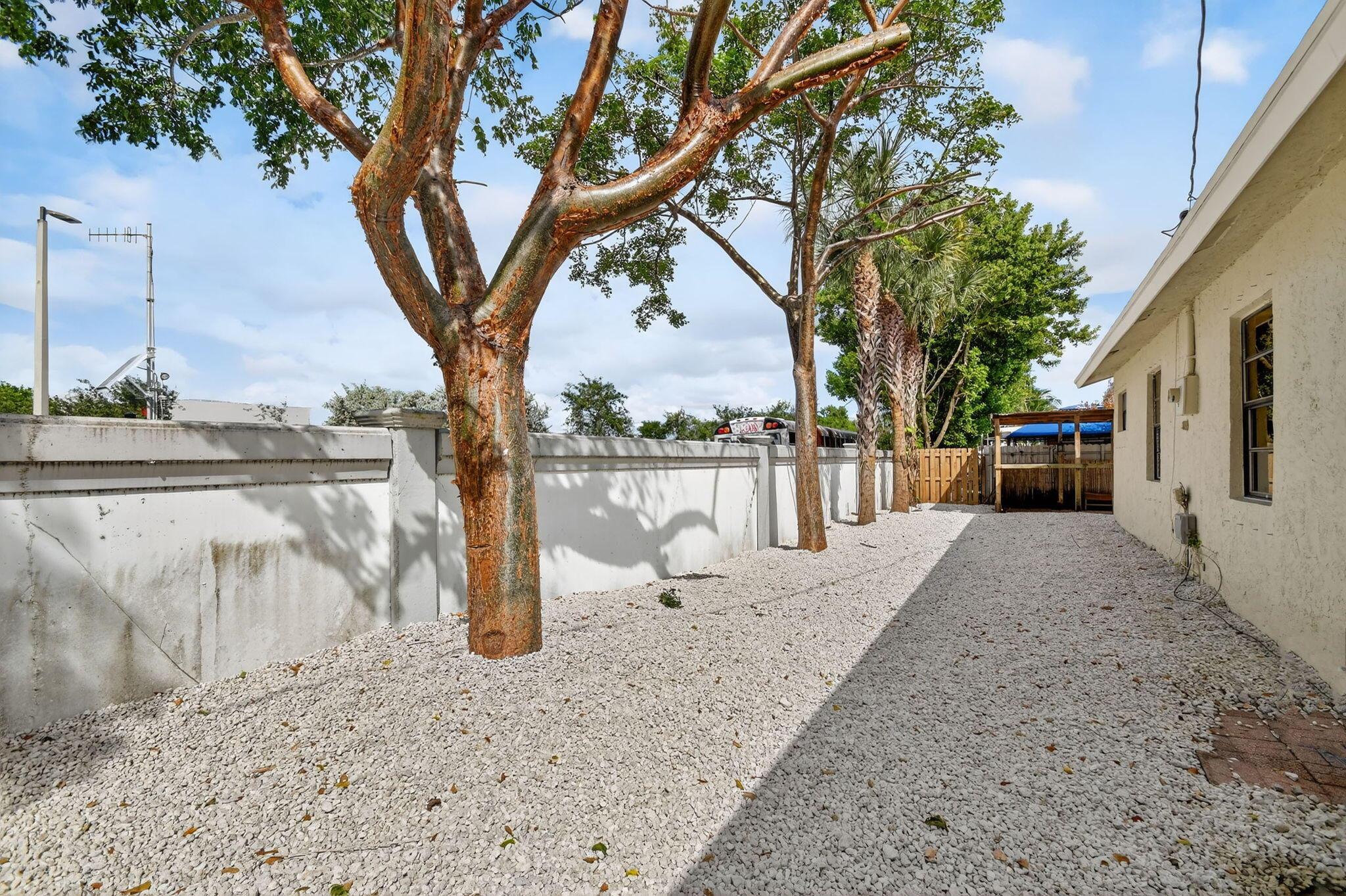 PALM ACRES ESTATES ADD 2 - Residential