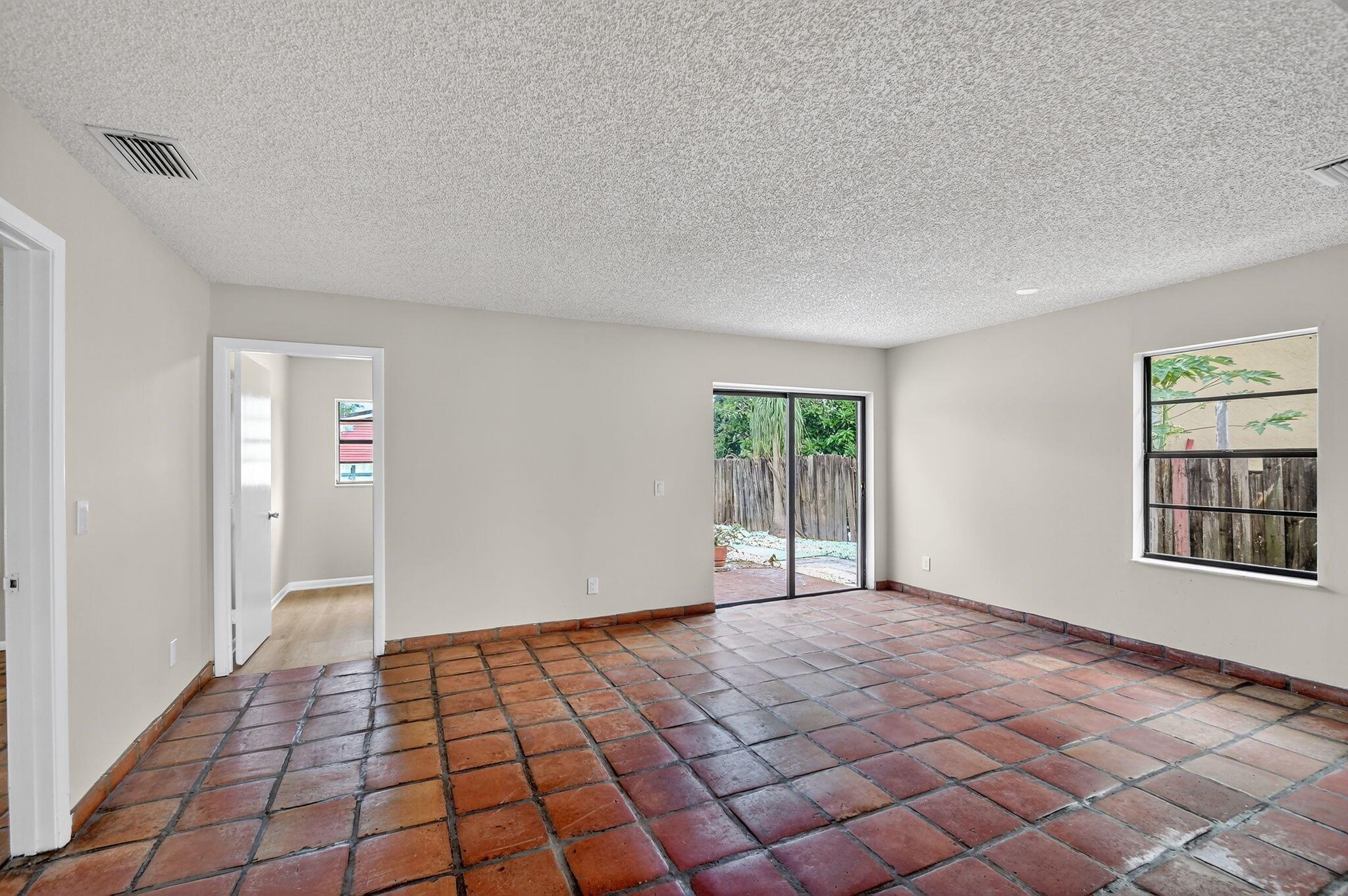 PALM ACRES ESTATES ADD 2 - Residential