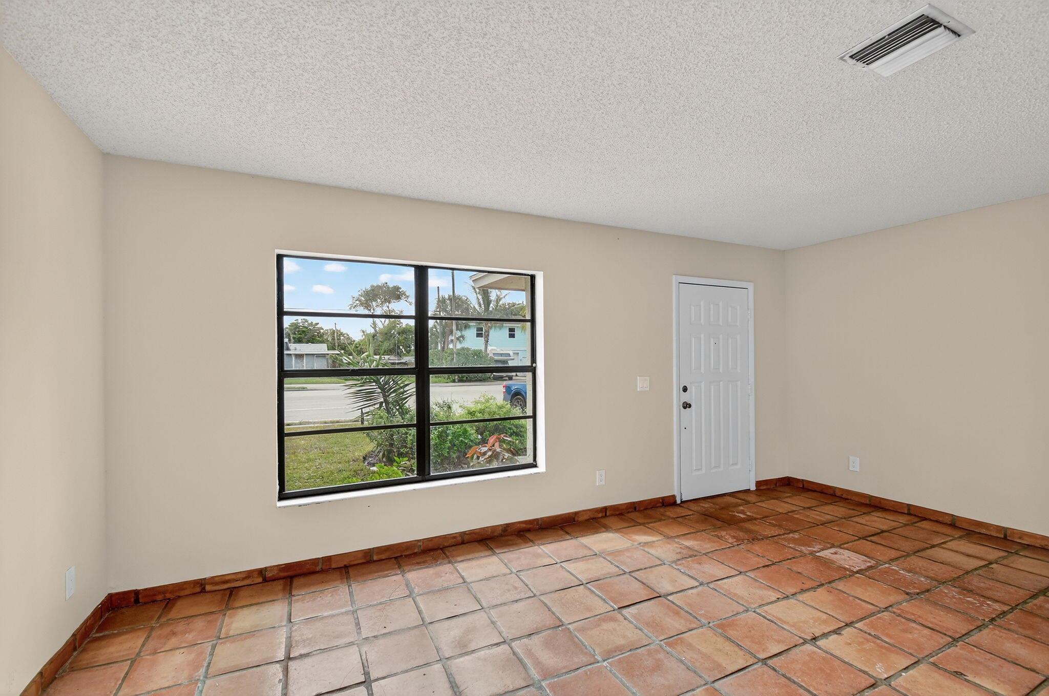 PALM ACRES ESTATES ADD 2 - Residential