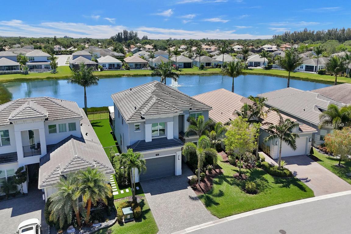 7650 Francisca Club Lane