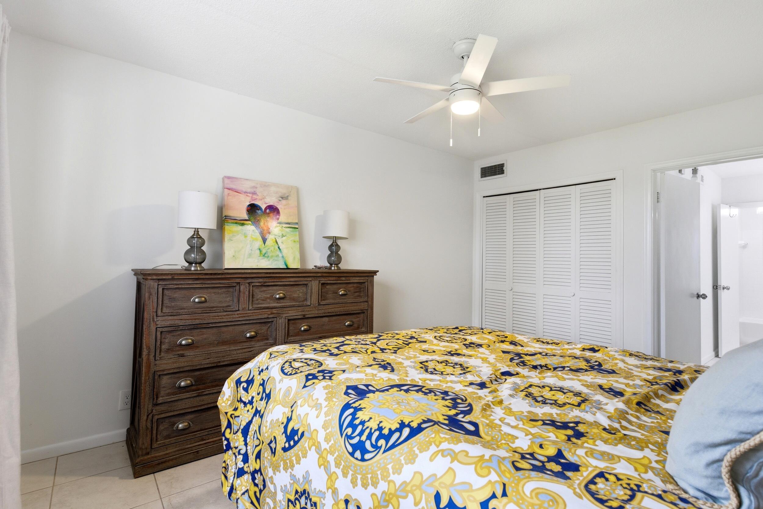 ISLAND TOWERS INC CONDO - Residential