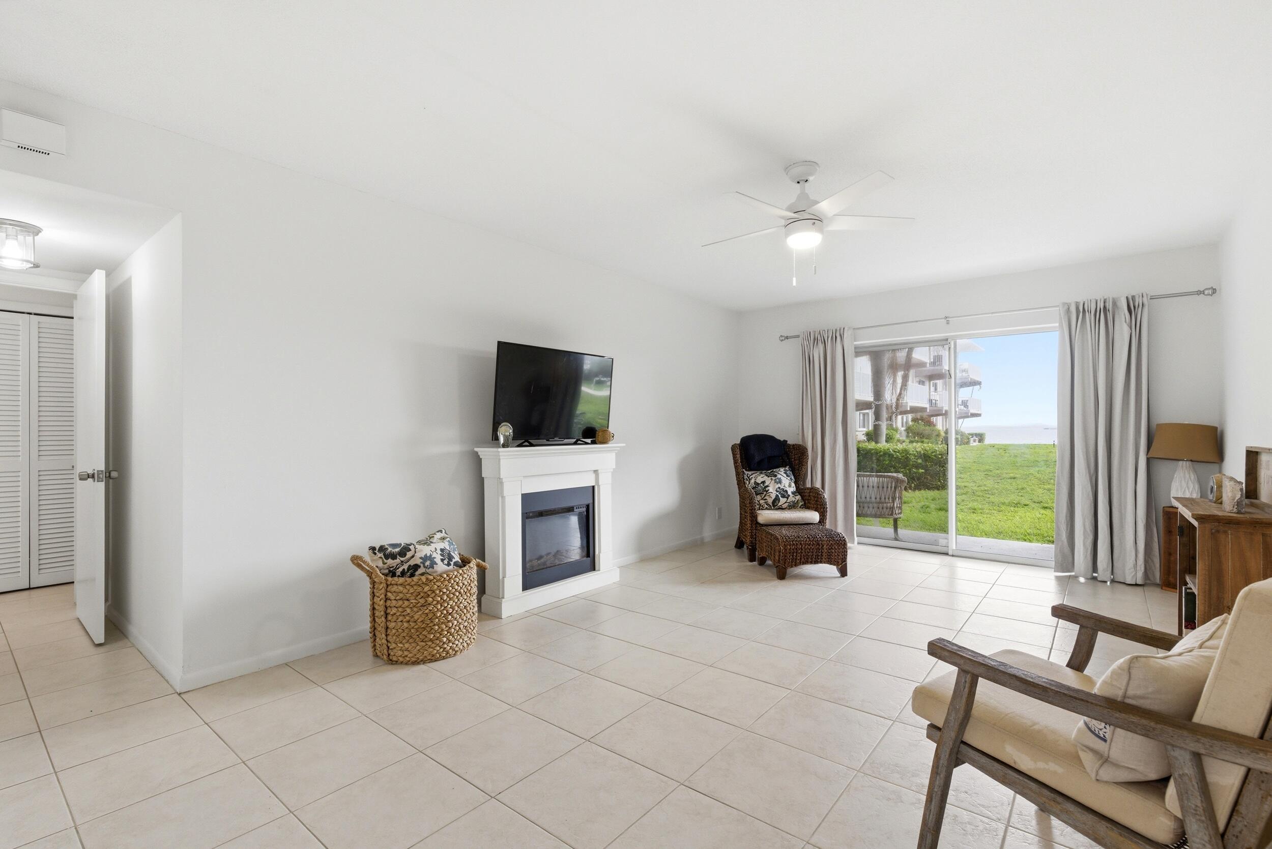 ISLAND TOWERS INC CONDO - Residential