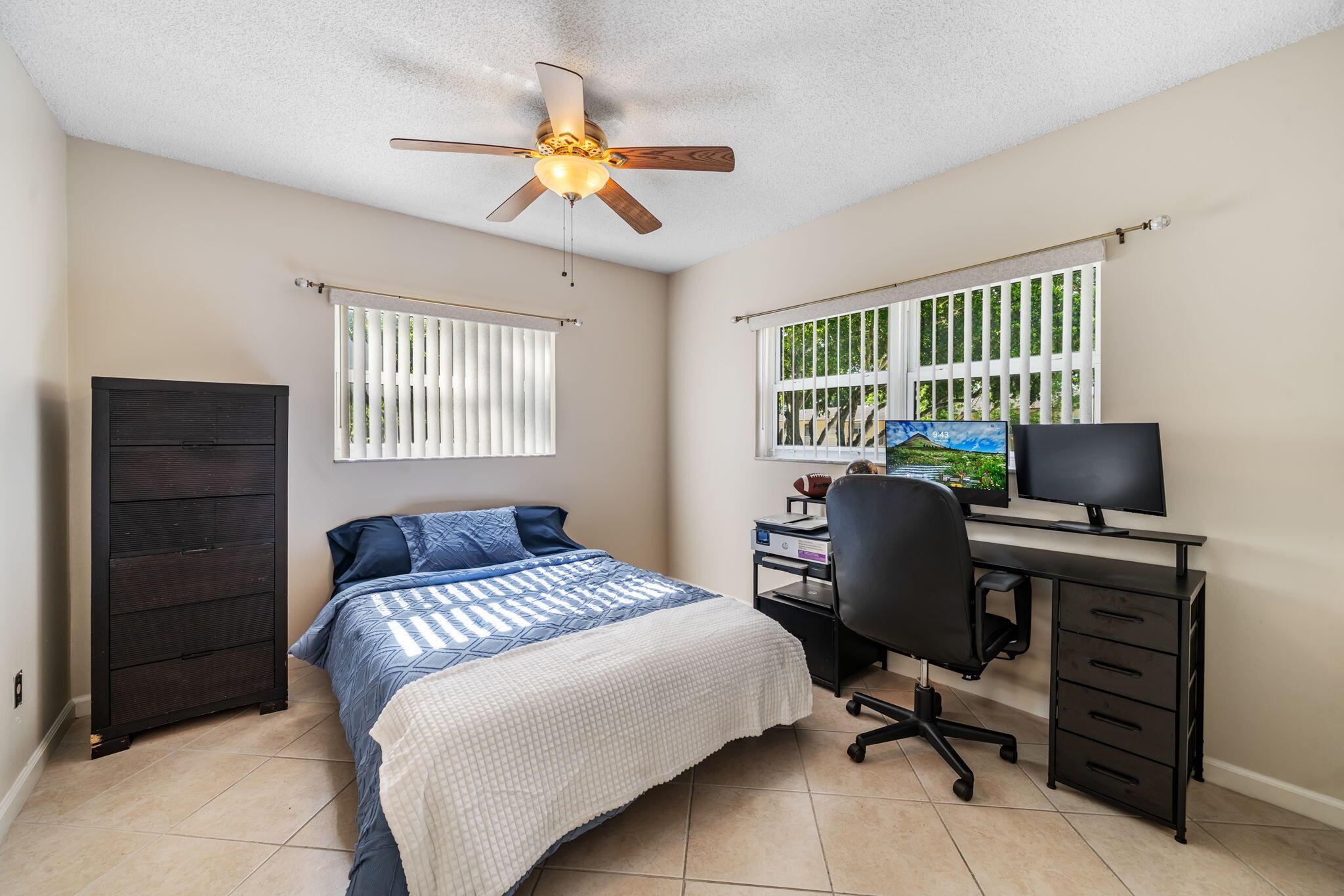 ORIOLE GARDENS THREE 89 C - Residential