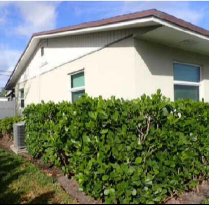 NORTH PALM BEACH VILLAGE OF 4 - Residential