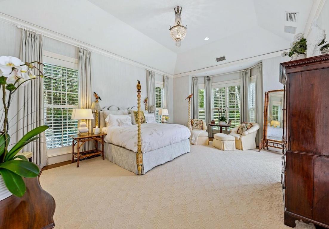 OLD PORT VILLAGE 1 - Residential