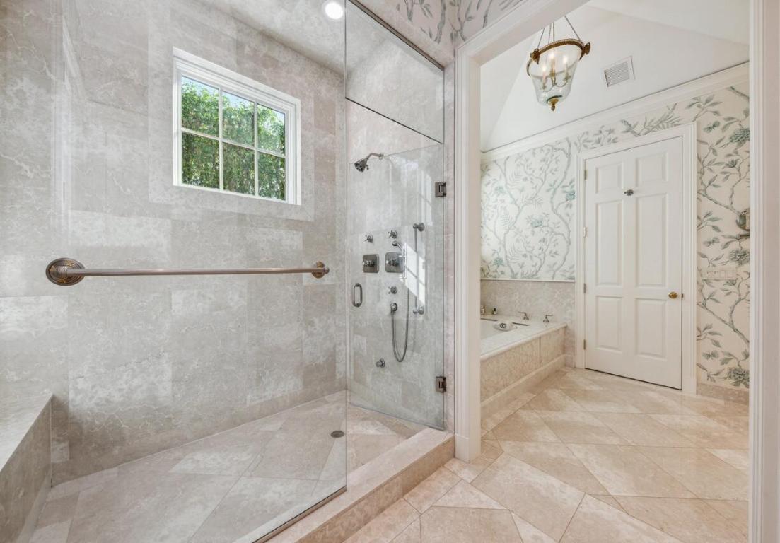 OLD PORT VILLAGE 1 - Residential