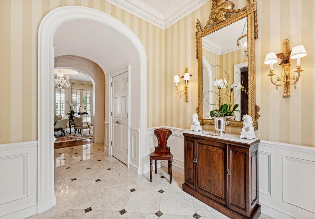 OLD PORT VILLAGE 1 - Residential