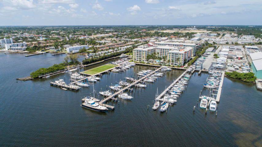 MOORINGS AT LANTANA CONDO 2 - Residential