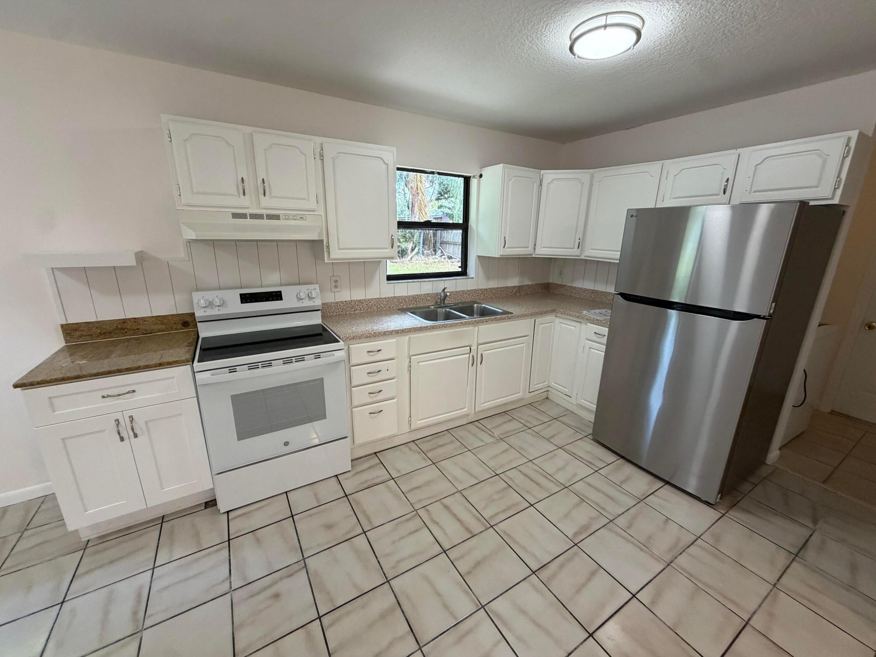 17359 SAPP Place