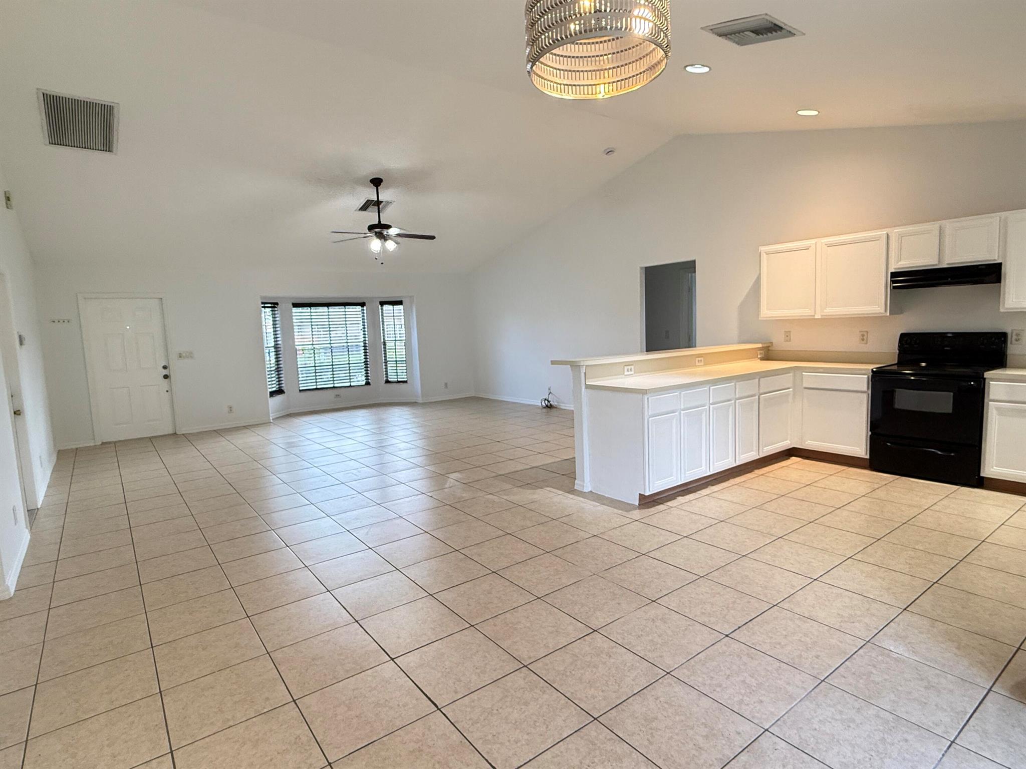 1426 SW Prairie Circle