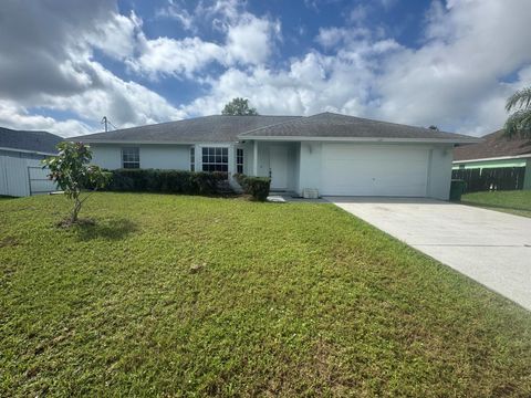 1426 SW Prairie Circle Port St Lucie FL 34953