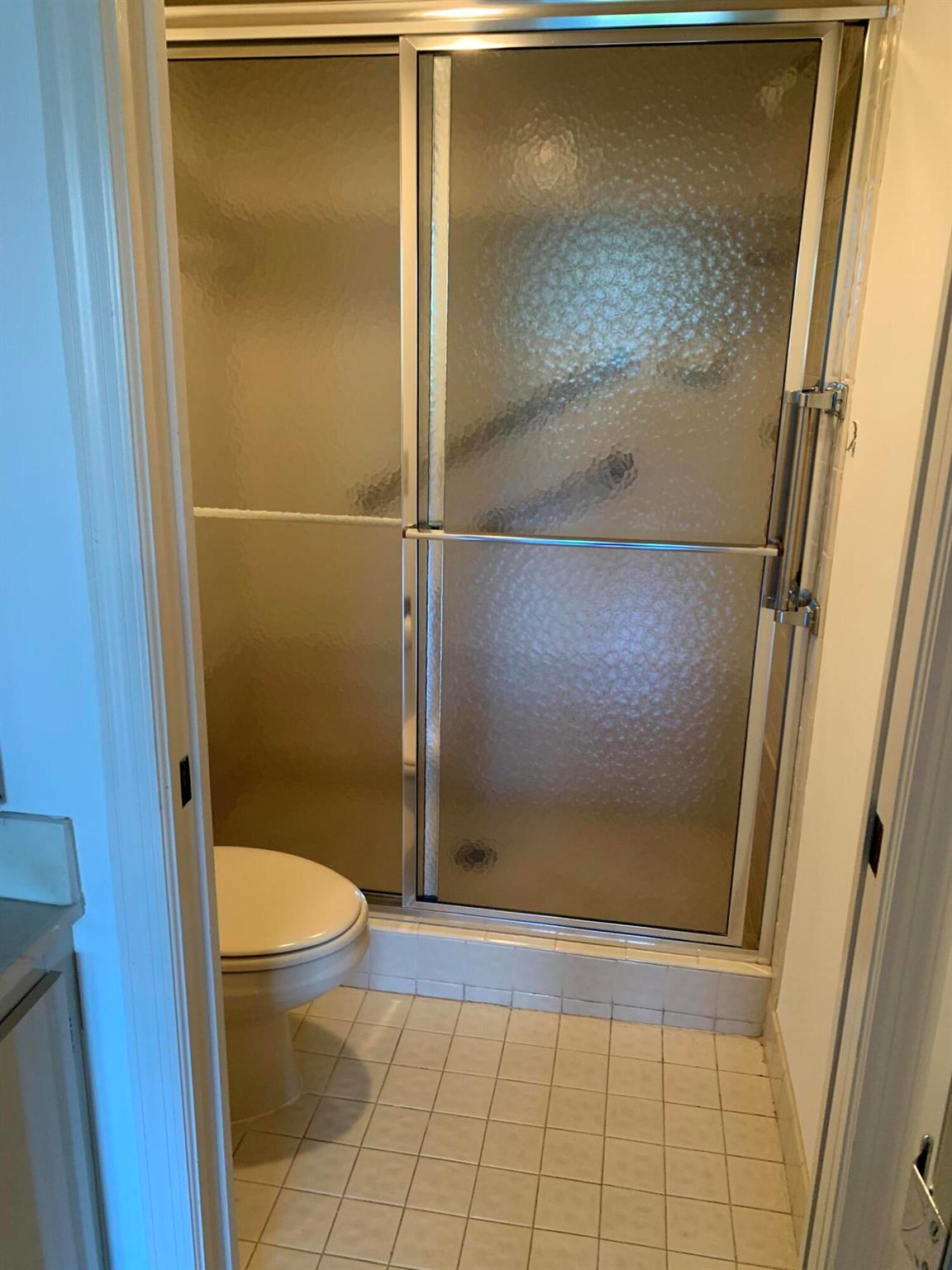 KINGS POINT BELFORT ''P'' - Residential