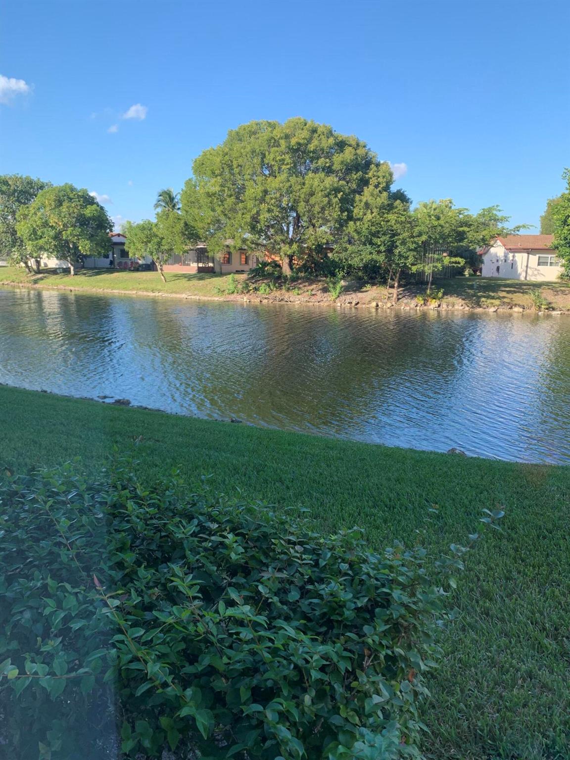 KINGS POINT BELFORT ''P'' - Residential