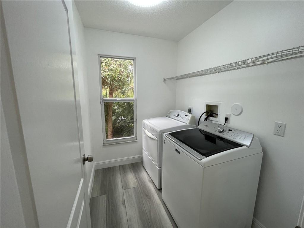 Woodside Estates 127-10 B - Residential