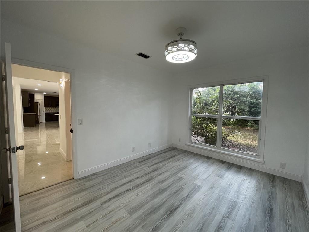 Woodside Estates 127-10 B - Residential