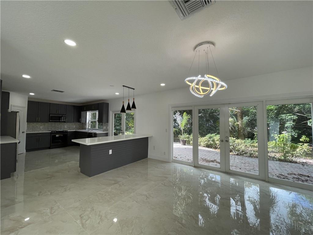 Woodside Estates 127-10 B - Residential