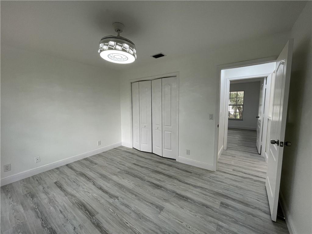 Woodside Estates 127-10 B - Residential