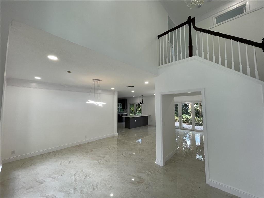 Woodside Estates 127-10 B - Residential