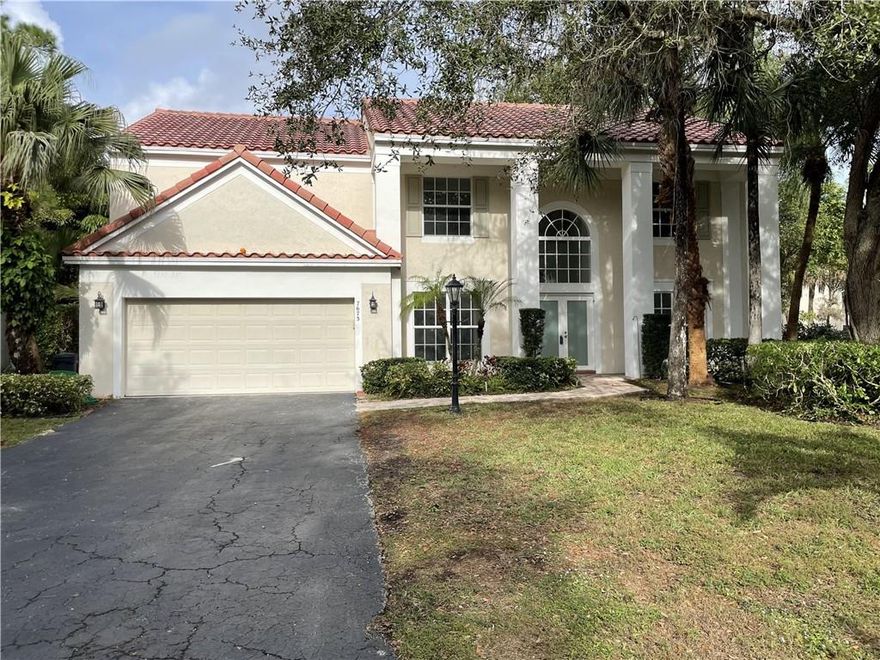 Look no further! This beautiful large 4 beds+den/3 baths house on the corner lot is in the 24 hrs guard gated community, “The Preserve”.  This move-in ready house offers a beautiful OPEN layout with amazing living space. Its features include 32x32 inches porcelain tiles, waterproof laminate wood, stunning exclusive kitchen cabinetry with quartz countertop, brand new stainless steel appliance & modern lightings and more. The large master bedroom with attached bathroom featuring a sunken tub & separate shower and huge walk-in closet. The house has dual A/C system in 2nd floor in a big mechanical room that offers extra spaces for storage. 4 car driveway with 2 car garages. Many shelves and racks have been installed in the closet, pantry, garages ready for the new owner usage.