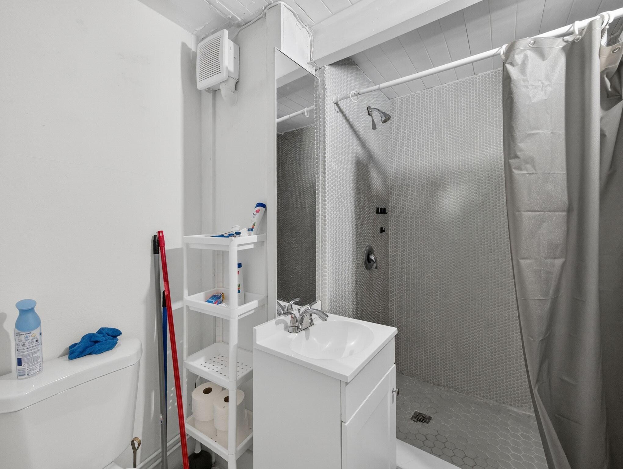 Lake Clarke Isle - Residential