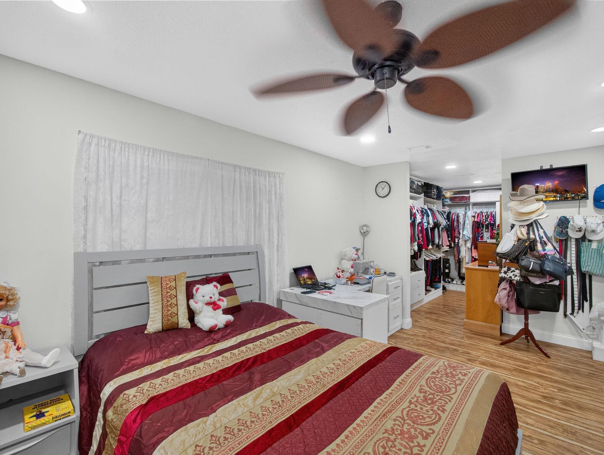 Lake Clarke Isle - Residential