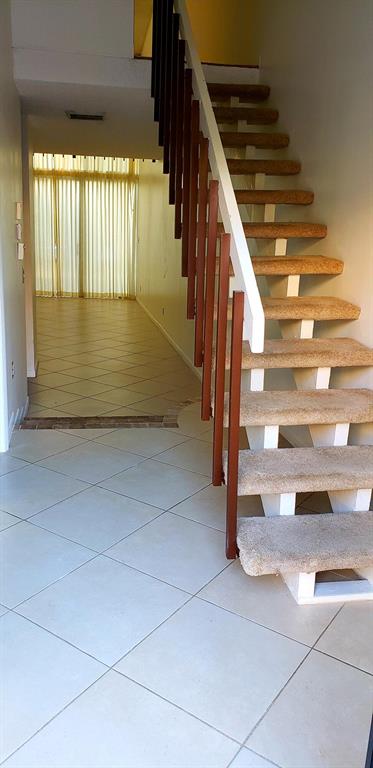 MAYFAIR HOUSE CONDO - Residential