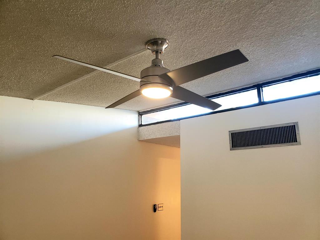 MAYFAIR HOUSE CONDO - Residential