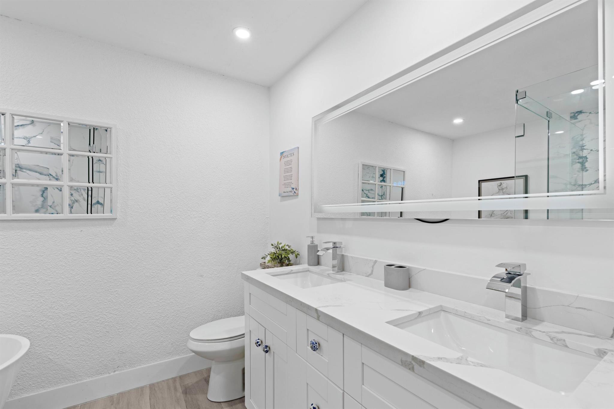 DELRAY GARDEN ESTATES 3 - Residential Income