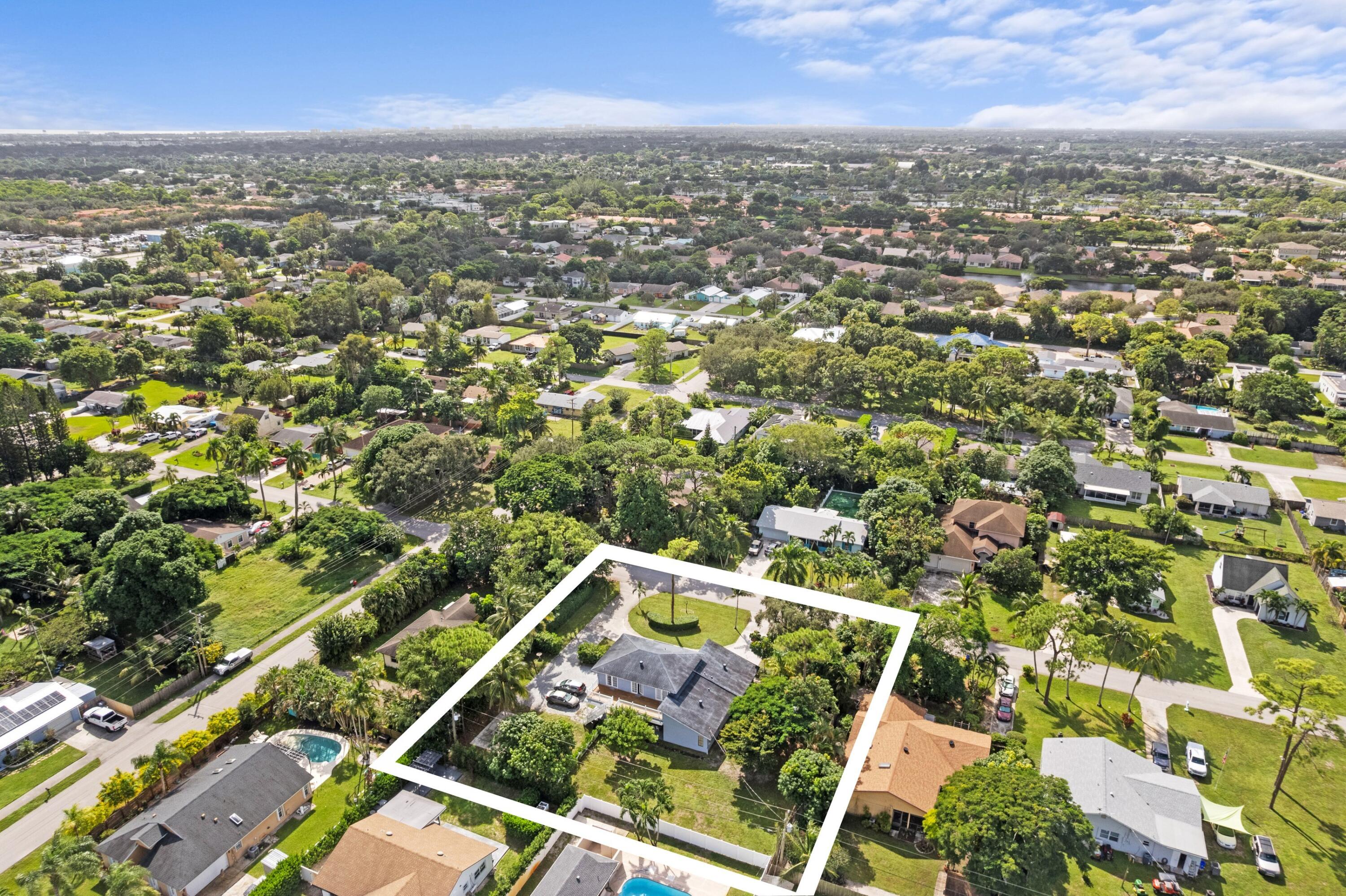 DELRAY GARDEN ESTATES 3 - Residential Income