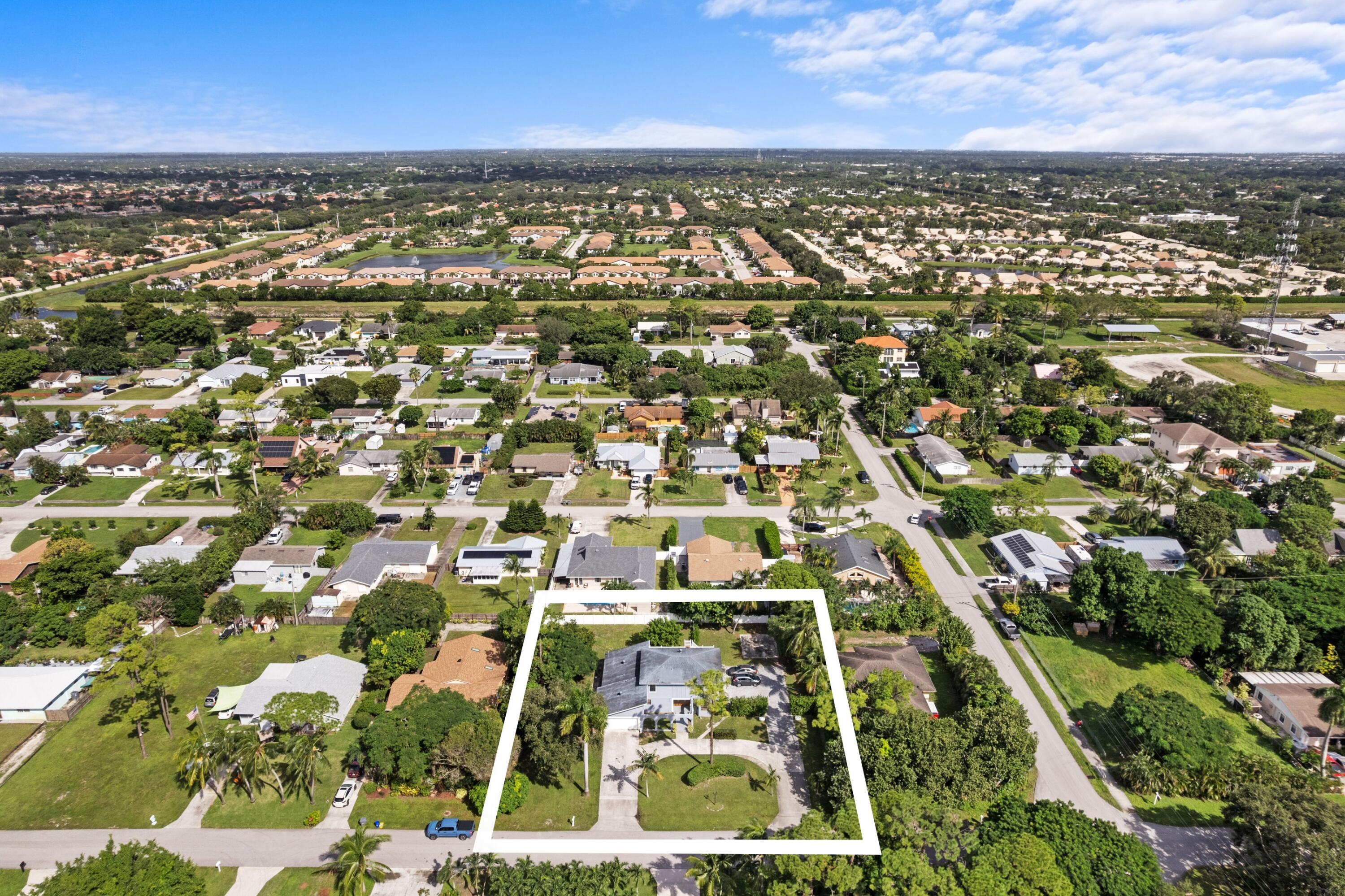 DELRAY GARDEN ESTATES 3 - Residential Income